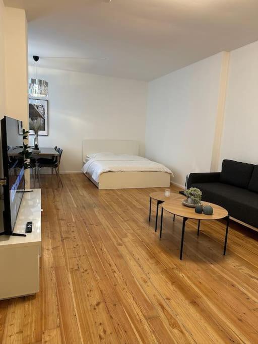 Modernes 2 Zimmer Apartment Berlín Exterior foto